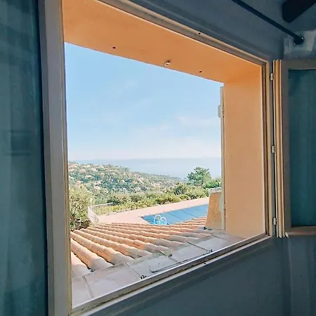 Climatisee, Vue Et Piscine Chauffee ホテル Saint-Peïre-sur-Mer