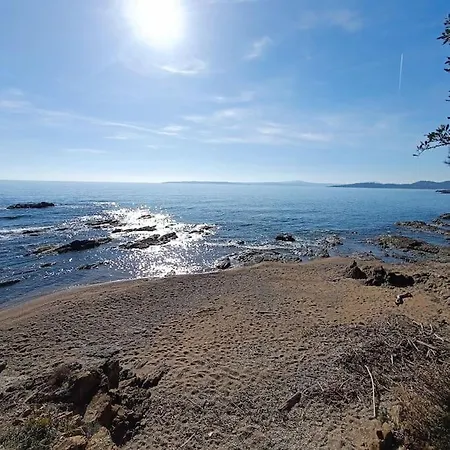 Climatisee, Vue Et Piscine Chauffee